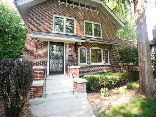 247 Aurora St SE, Grand Rapids, MI 49507
