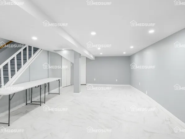 (undisclosed Address), Flushing, NY 11369