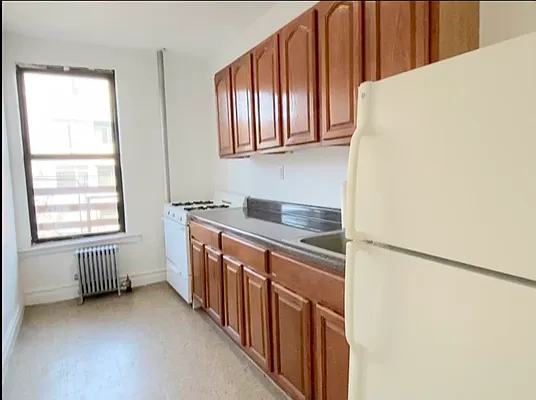 Rented by Hagstrom Management Inc | media 18