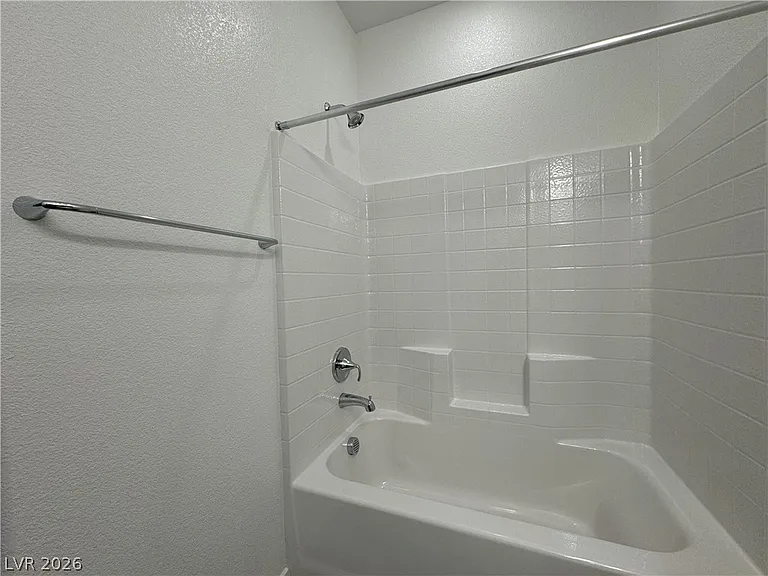 6181 Garden Crest St — Photo 23
