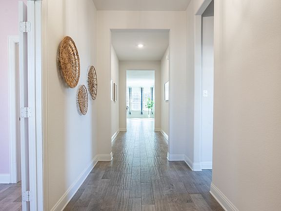 3rd image of 3713 Kendall Rd