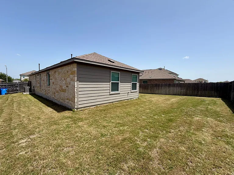 21316 Quick Fox Dr — Photo 4