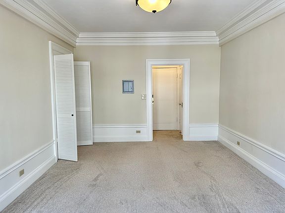 2nd image of 805 Bush St APT 314