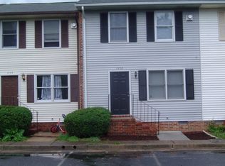 1432 Country Club Ct, Harrisonburg, VA 22802