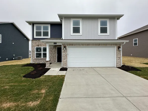 2910 W Tapestry Dr, Monrovia, IN 46157