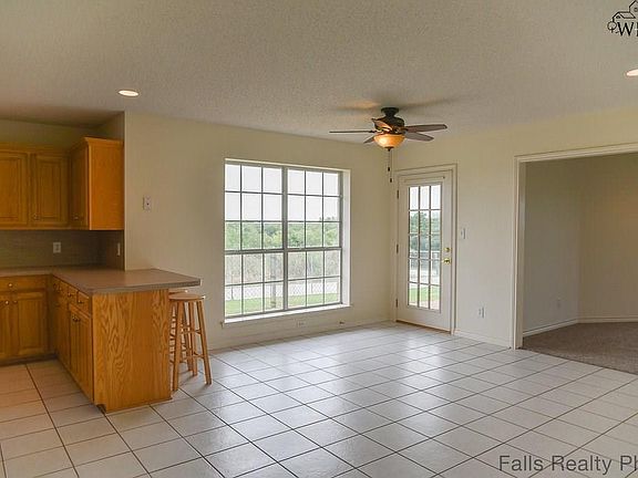 4th image of 4226 Country Meadows Dr
