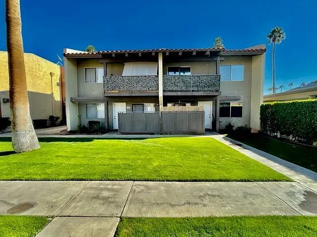 51020 Avenida Martinez #D2 — Photo 12