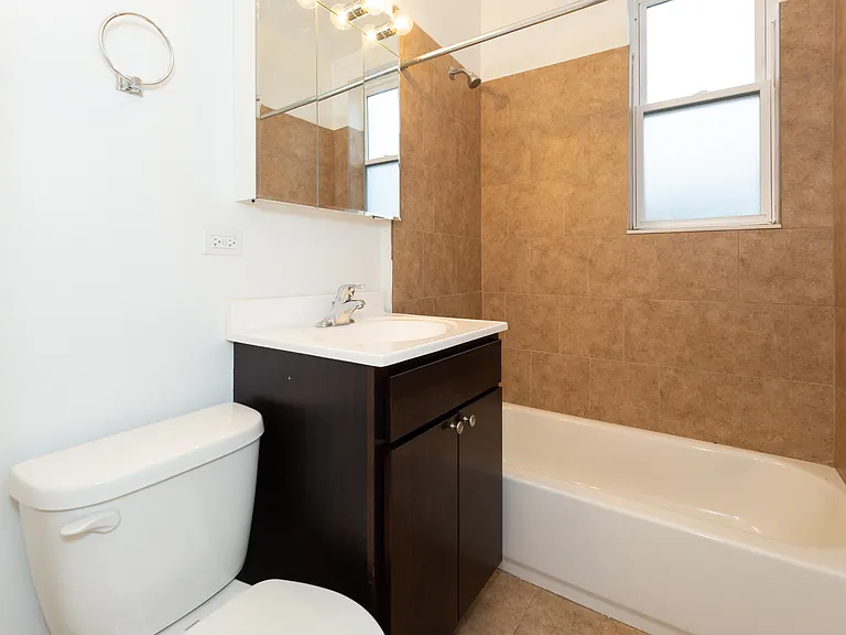 6701 N. Glenwood — Photo 27