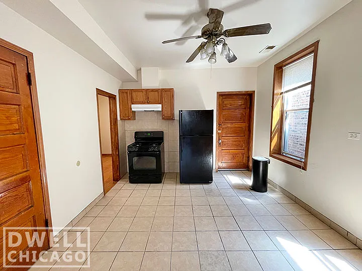 1620 W 38th St #2F — Photo 6