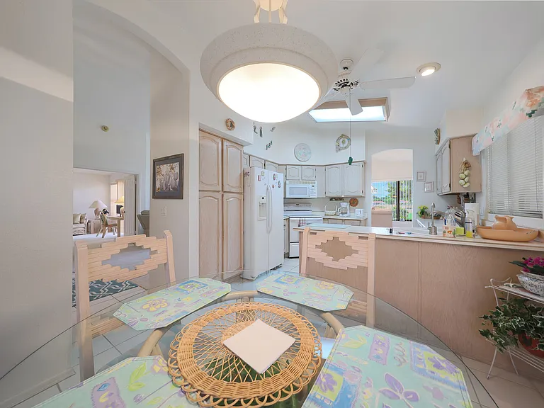 9445 W Taro Ln — Photo 16