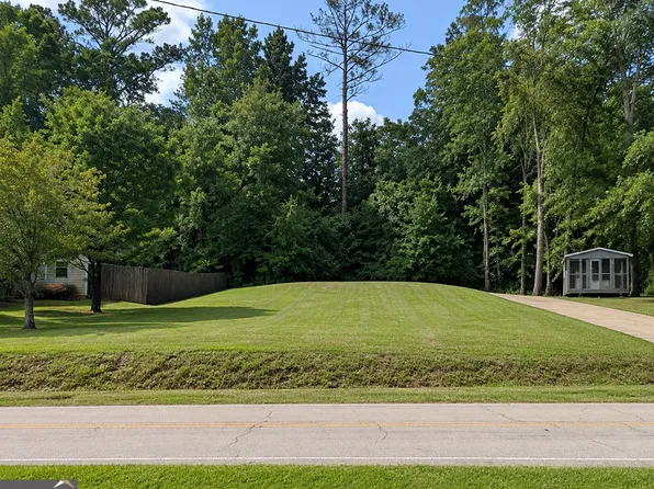 252 Old Bremen Rd, Carrollton, GA 30117