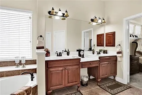909 Araf Ave — Photo 10
