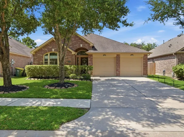 13416 Moonlit Lake Ln, Pearland, TX 77584