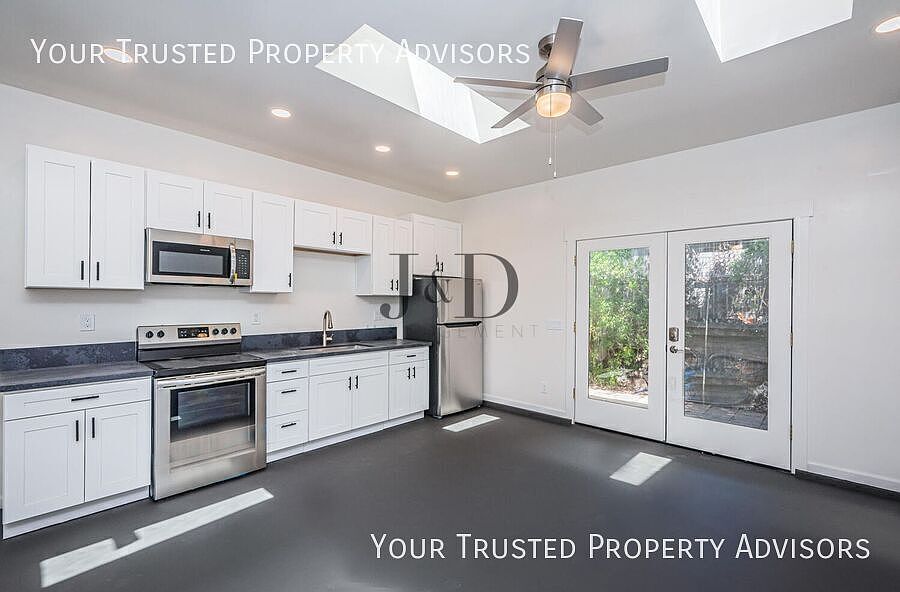 1st image of 4179 1st Ave