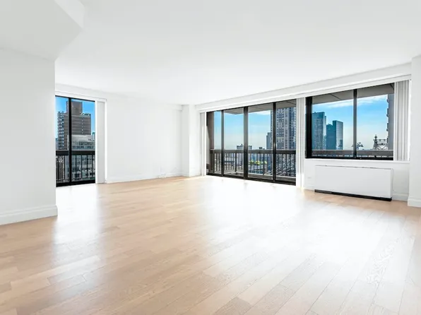 245 East 58th Street image 1 of 8