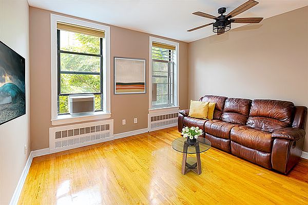 1st image of 20 E 116th St APT 14