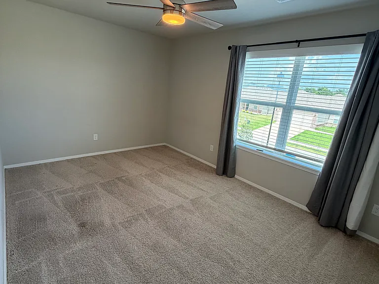 863 E Sparrow Cir — Photo 14
