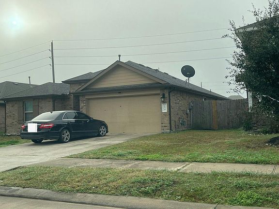 2nd image of 634 Autumn Flats Way