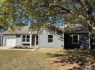 125 Liza Ln, Madison, AL 35758