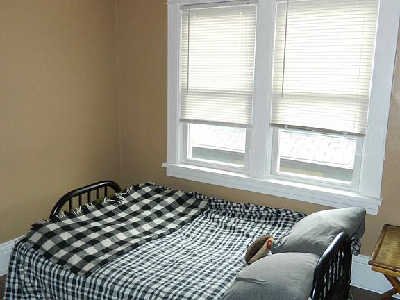 3rd image of 4145 42nd Ave S #2
