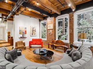 227 S 6th St APT 3SE, Philadelphia, PA 19106