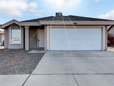 1002 Blue Moon Way, Socorro, TX, 79927