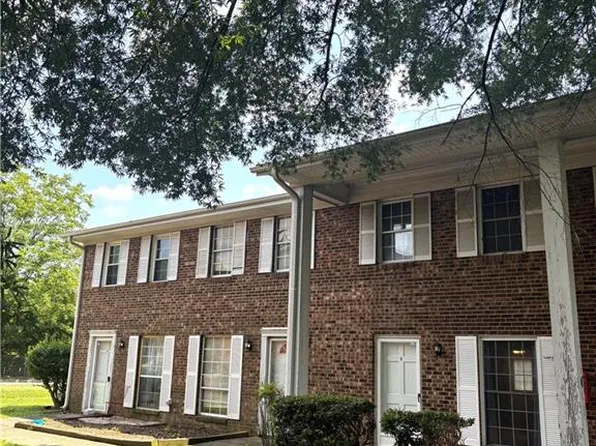 1303 W Meadowview Rd APT C, Greensboro, NC 27403