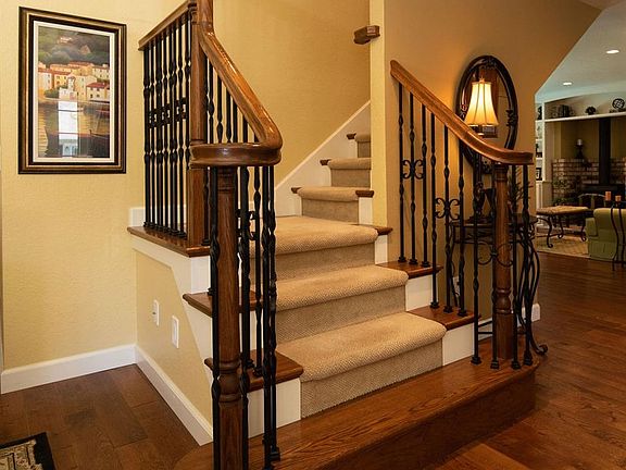 5th image of 2537 Burlwood Dr
