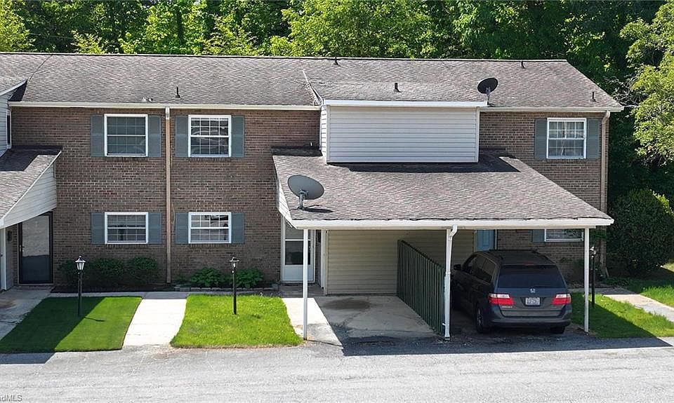 1st image of 2214 Shadow Valley Rd APT E