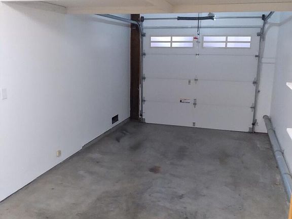 5th image of 3459 Leigh Ave