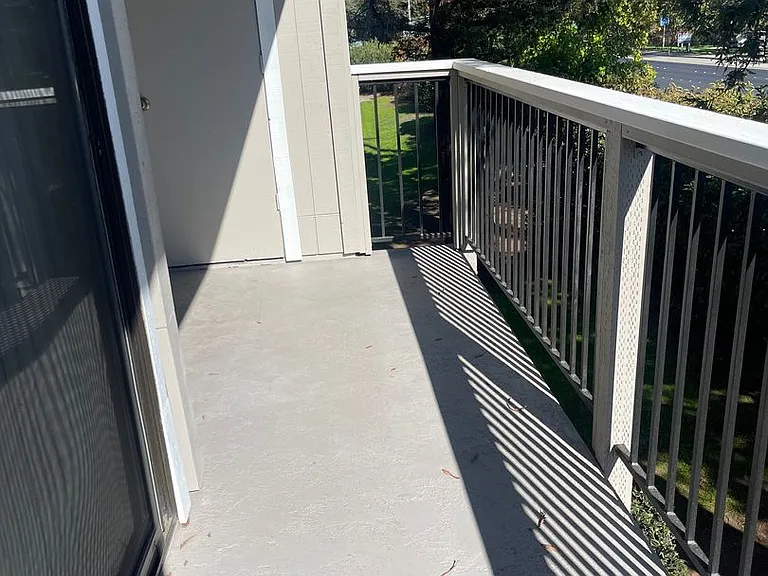 720 Sunrise Ave — Photo 23