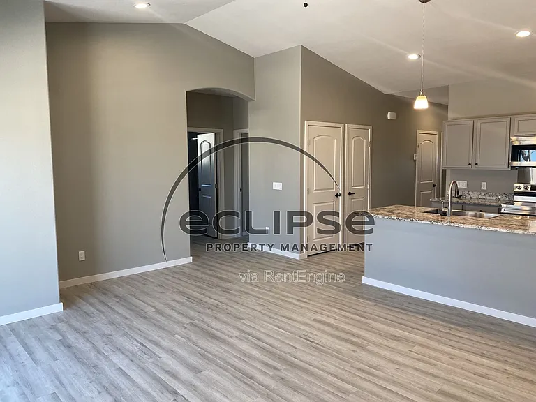 511 Crestone Ave #511 — Photo 15