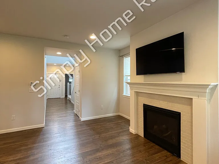 5304 49th Ave SE — Photo 6