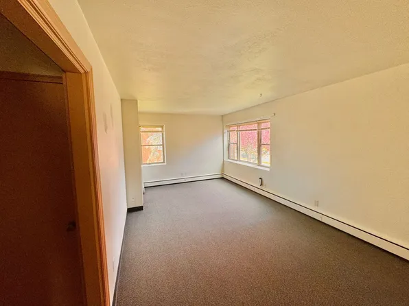 Silver Lake Apartments Bldg 8, 301 15th St NE #8-106, Rochester, MN 55906
