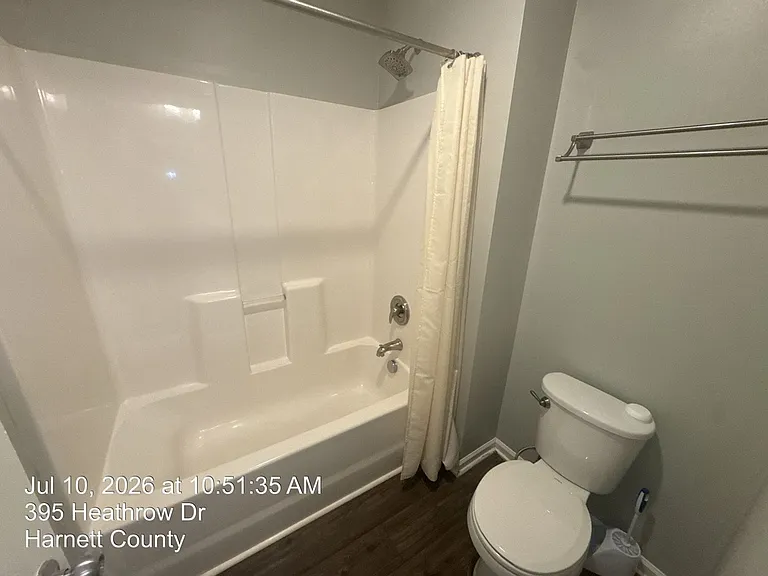 395 Heathrow Dr — Photo 31