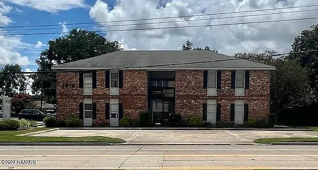 1010 South College Road - 1 — Photo 4