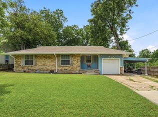 710 Cedar Dr, Mesquite, TX 75149