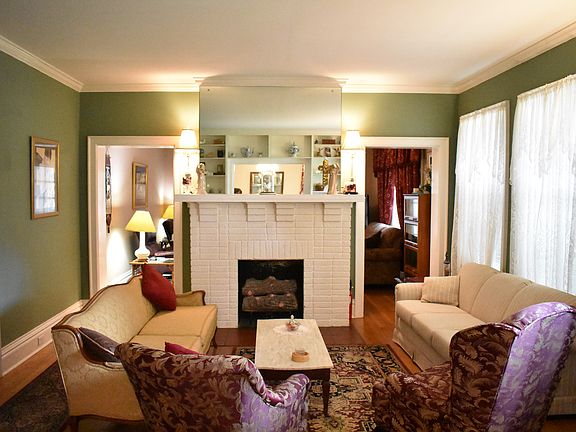 5th image of 722 Sampson Ave