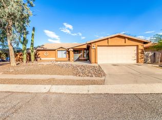 1561 W Lama Dr, Tucson, AZ 85746
