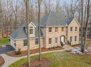 4161 Spring Hill Rd, Midland, MI 48642