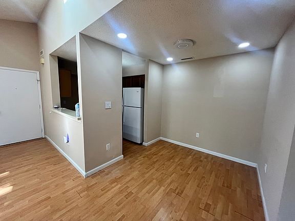 3rd image of 1106 Aspen Dr