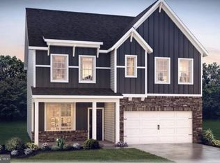 106 Chantry Ln, Coatesville, PA 19320