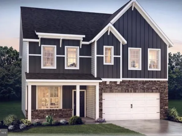 106 Chantry Ln, Coatesville, PA 19320