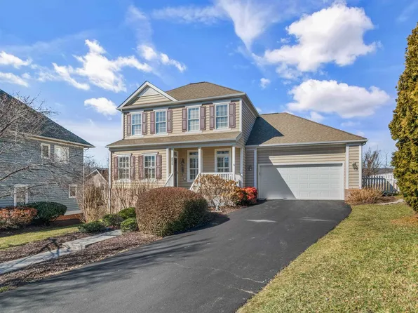 1103 Brook Cir, Blacksburg, VA 24060