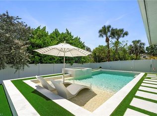 1100 Steeves AVE, NAPLES, FL 34104