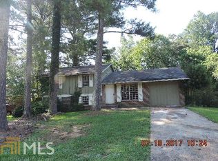 65 Crystal River Dr, Riverdale, GA 30274