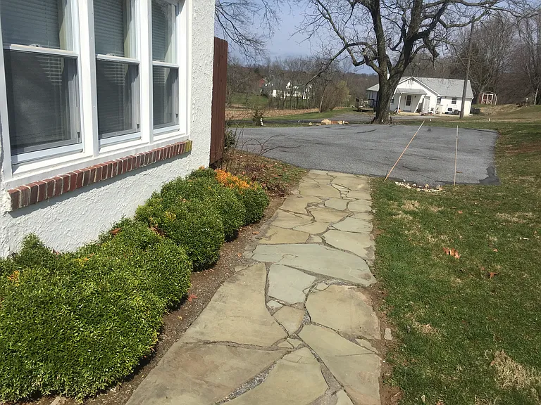 209 Longwood Rd #1 — Photo 2