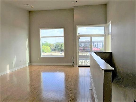 4th image of 1702 S Lamar Blvd Unit 6
