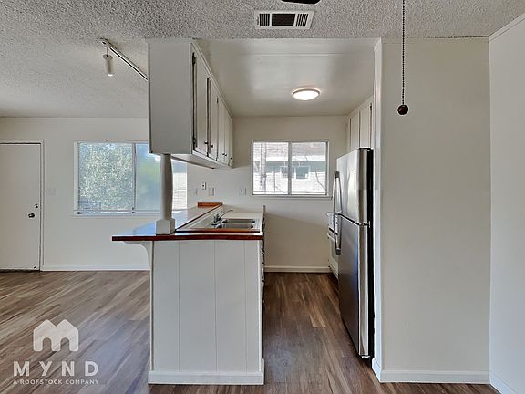 3rd image of 3157 Occidental Dr APT 4
