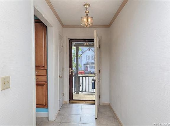3rd image of 233 Ramsey Ct
